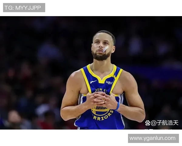 勇士与掘金对决库里精彩得分表现引发球迷热议 勇士与掘金对决库里精彩得分表现引发球迷热议