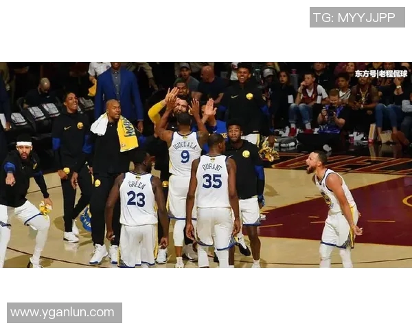 勇士队在总决赛中以3比0领先骑士队,历史性迈向冠军之路 勇士队在总决赛中以3比0领先骑士队,历史性迈向冠军之路