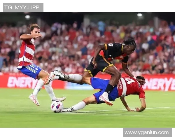 巴塞罗那与马德里竞技激战正酣比分如何揭晓精彩瞬间回顾