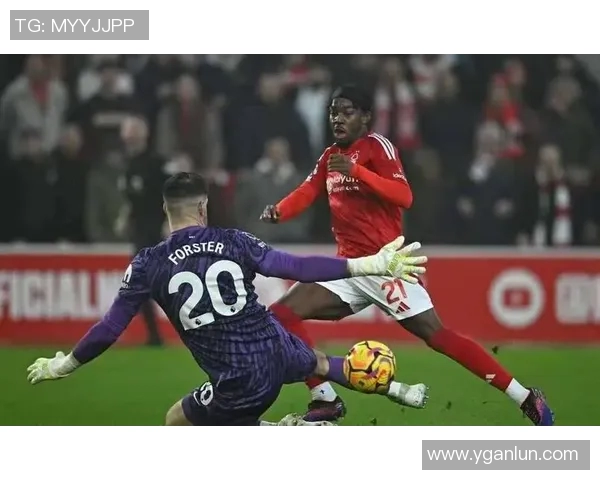 沃特福德迎战热刺展现英超激情对决的精彩瞬间与战术博弈