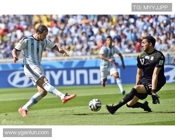 阿根廷与伊朗精彩对决回放重温比赛瞬间与精彩进球分析
