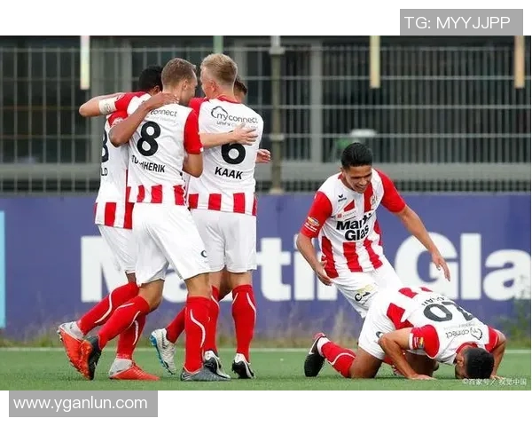 邓伯什与FC埃因霍温激战在即谁能在这场较量中笑到最后